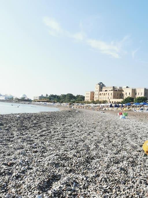 Apartment Quiet With Easy Access To Attractions.