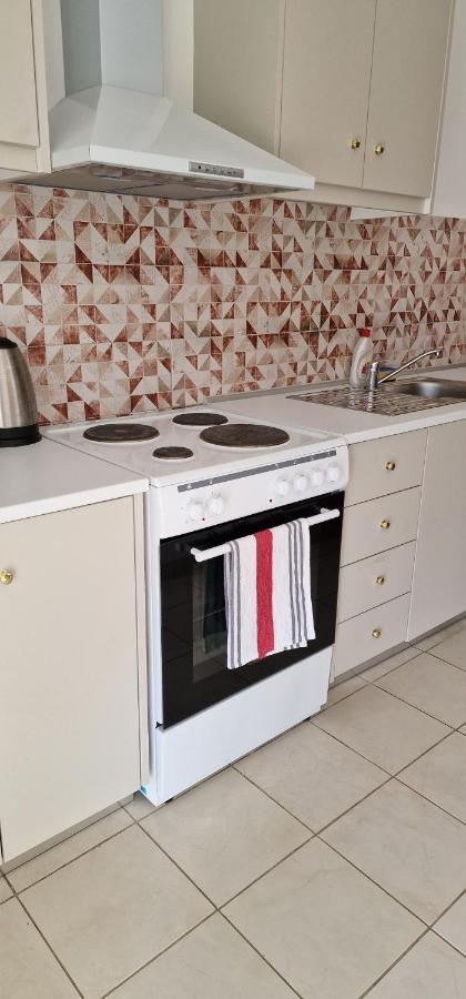 Quiet With Easy Access To Attractions. Apartment